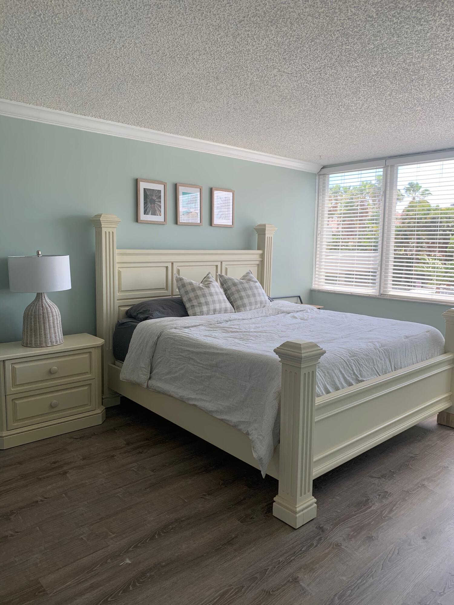 REGENCY HIGHLAND CLUB CONDO - Residential