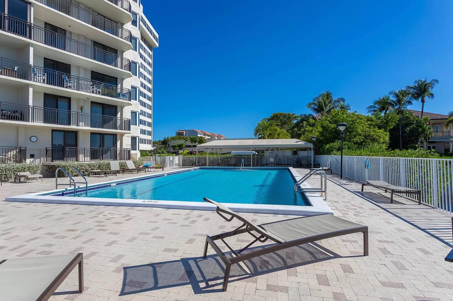 REGENCY HIGHLAND CLUB CONDO - Residential