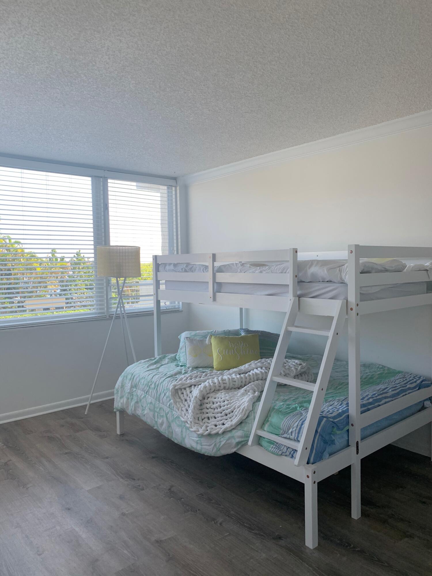 REGENCY HIGHLAND CLUB CONDO - Residential