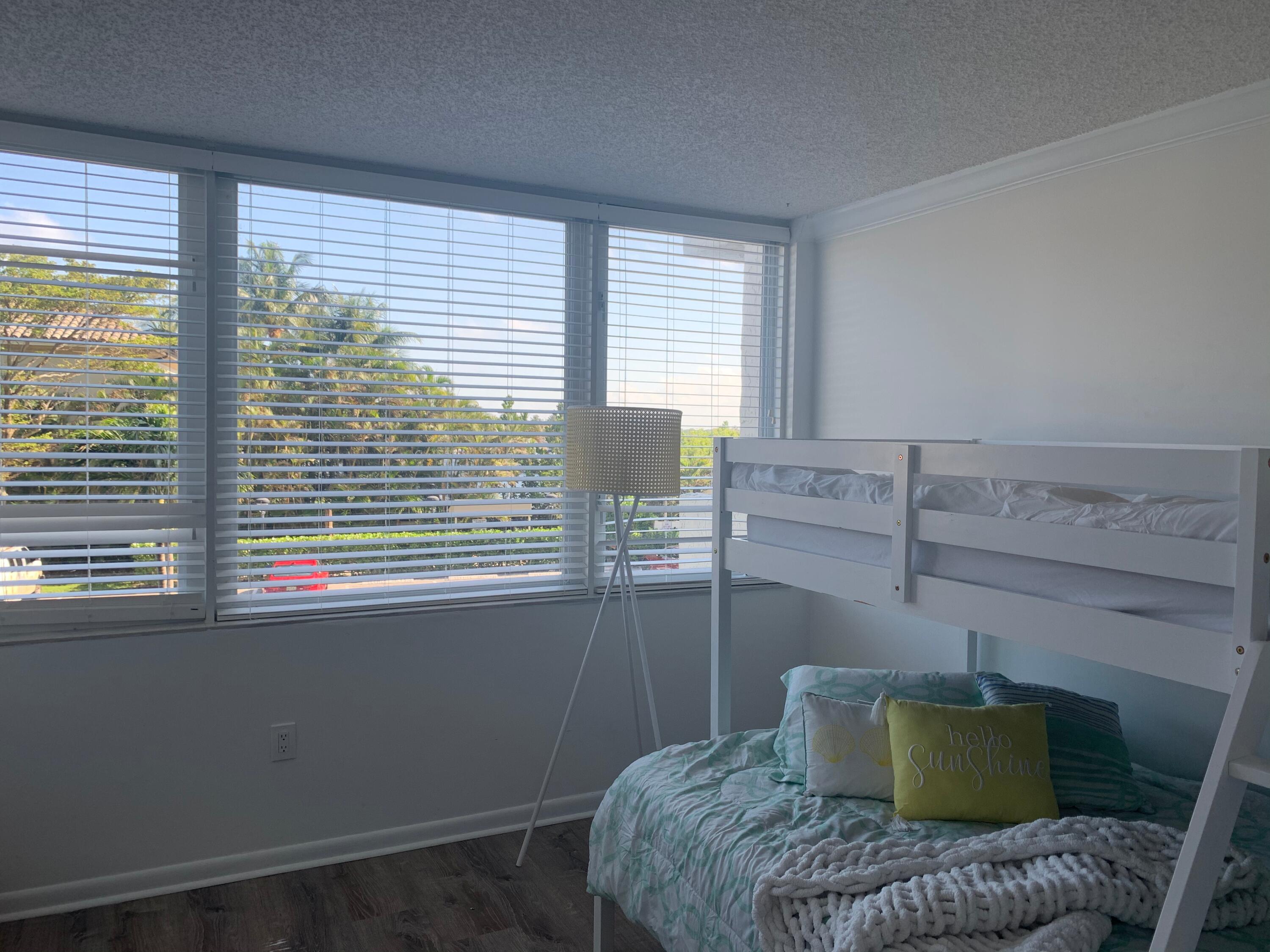 REGENCY HIGHLAND CLUB CONDO - Residential