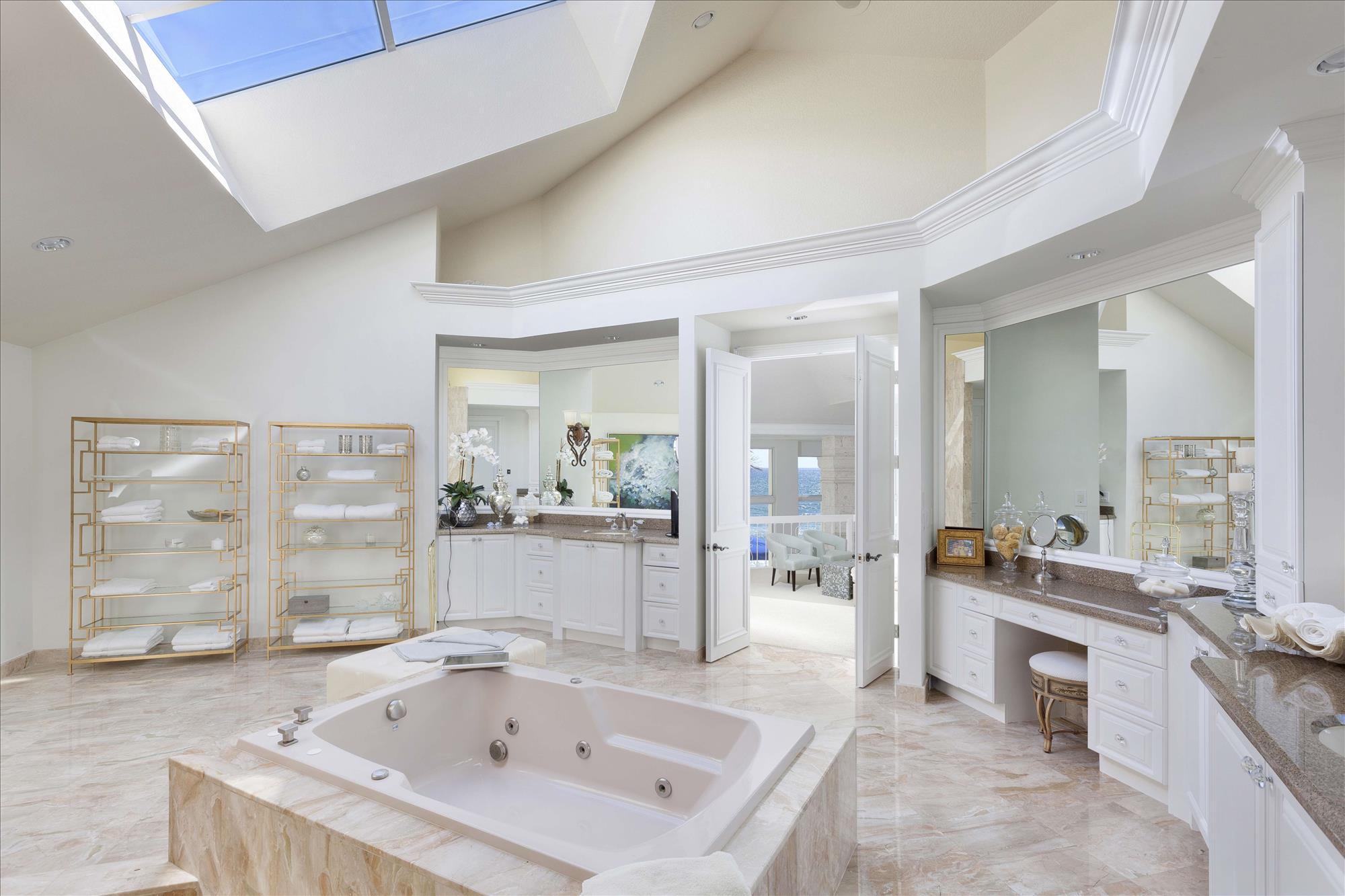 Palm Beach Shore Acres - Residential