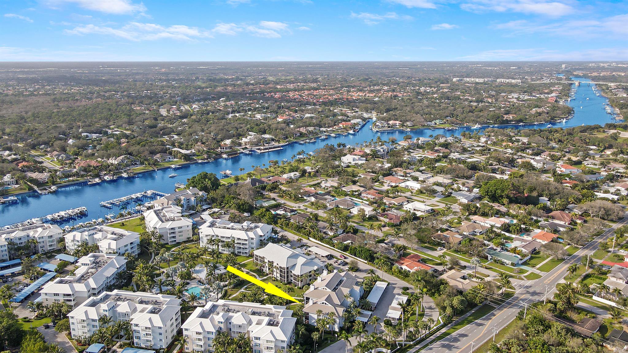 Bay Colony - Residential