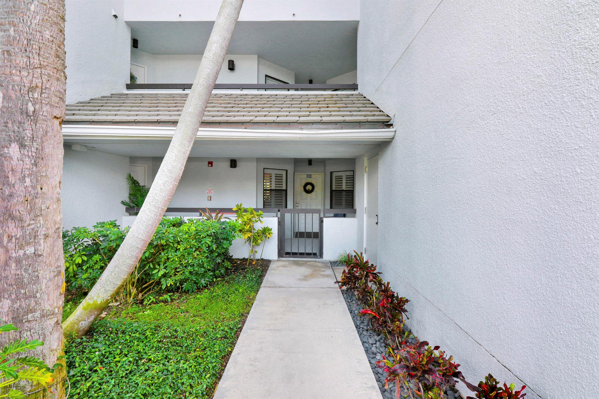Bay Colony - Residential