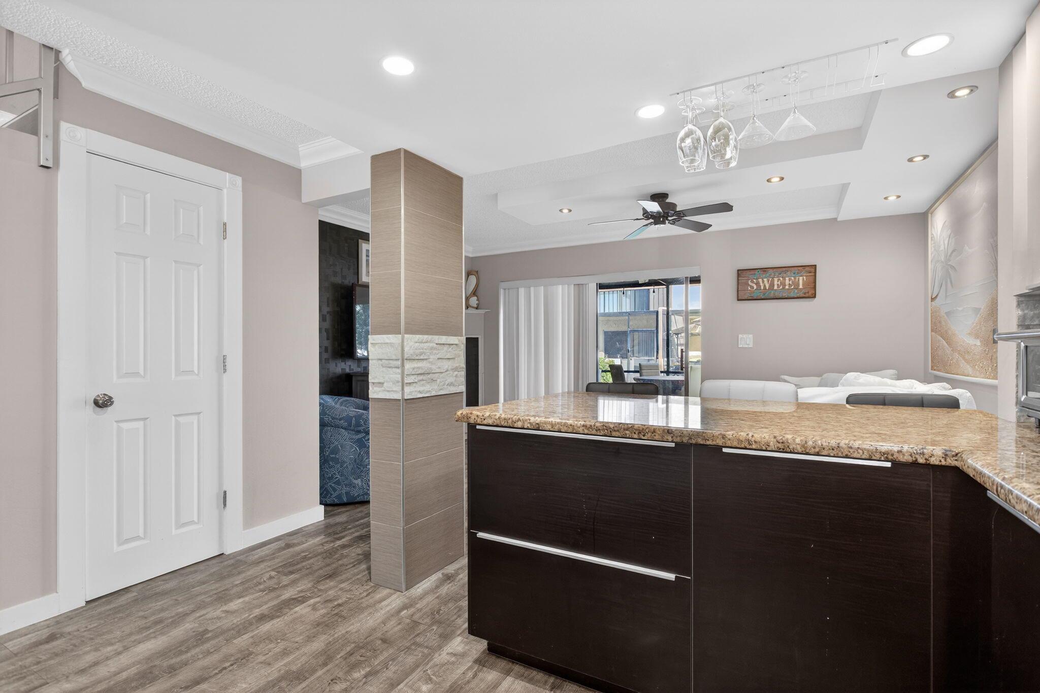 VIZCAYNA GARDENS - Residential