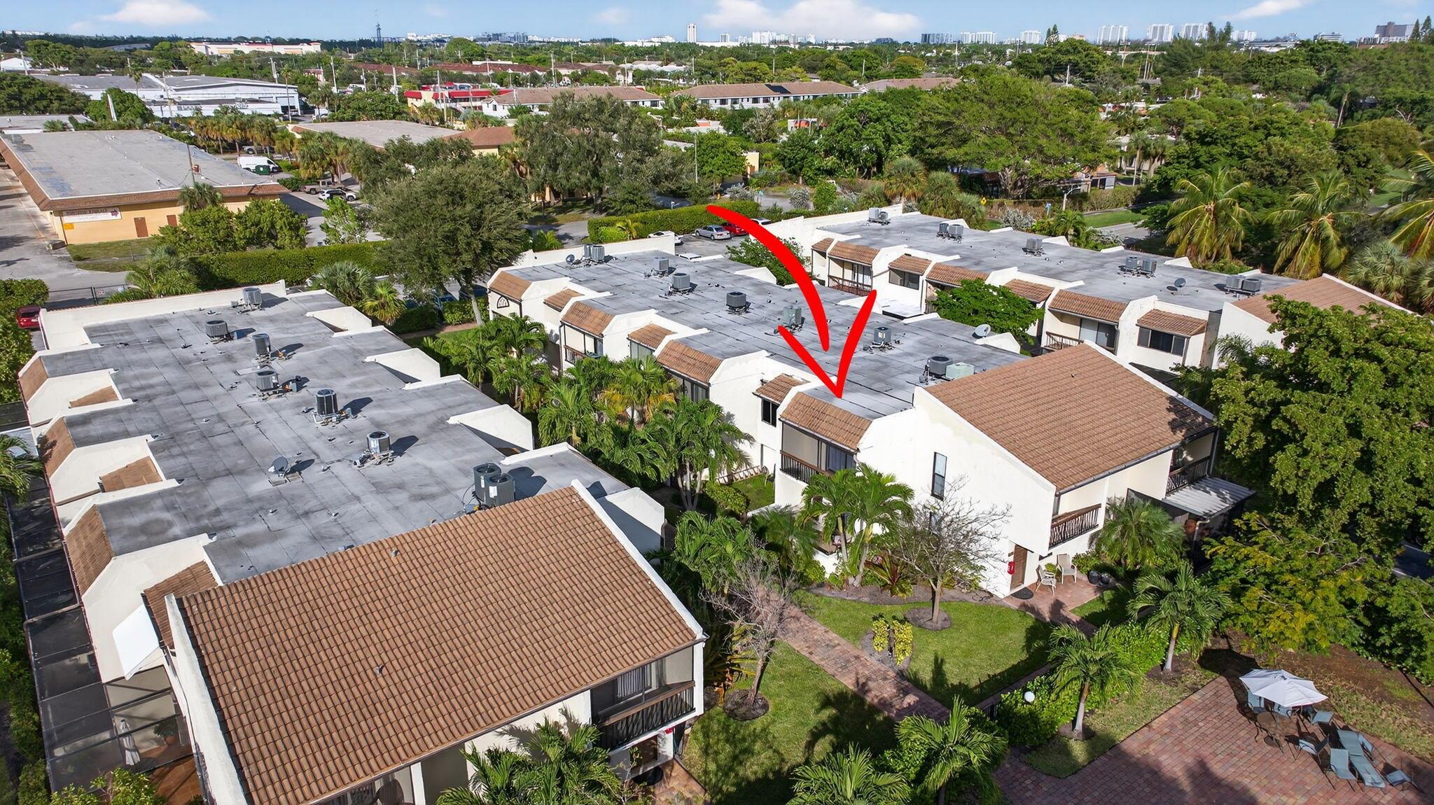 VIZCAYNA GARDENS - Residential