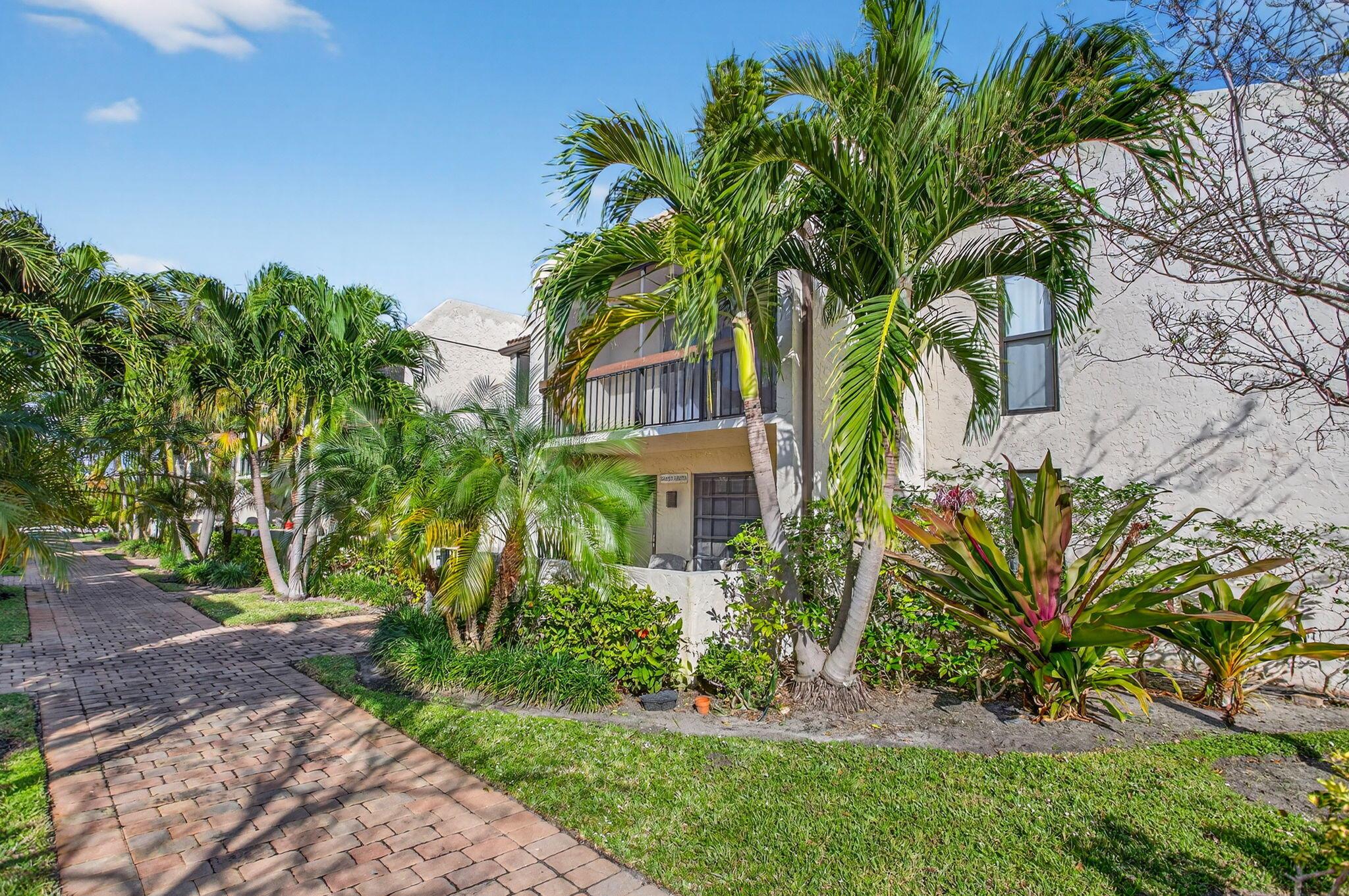 VIZCAYNA GARDENS - Residential