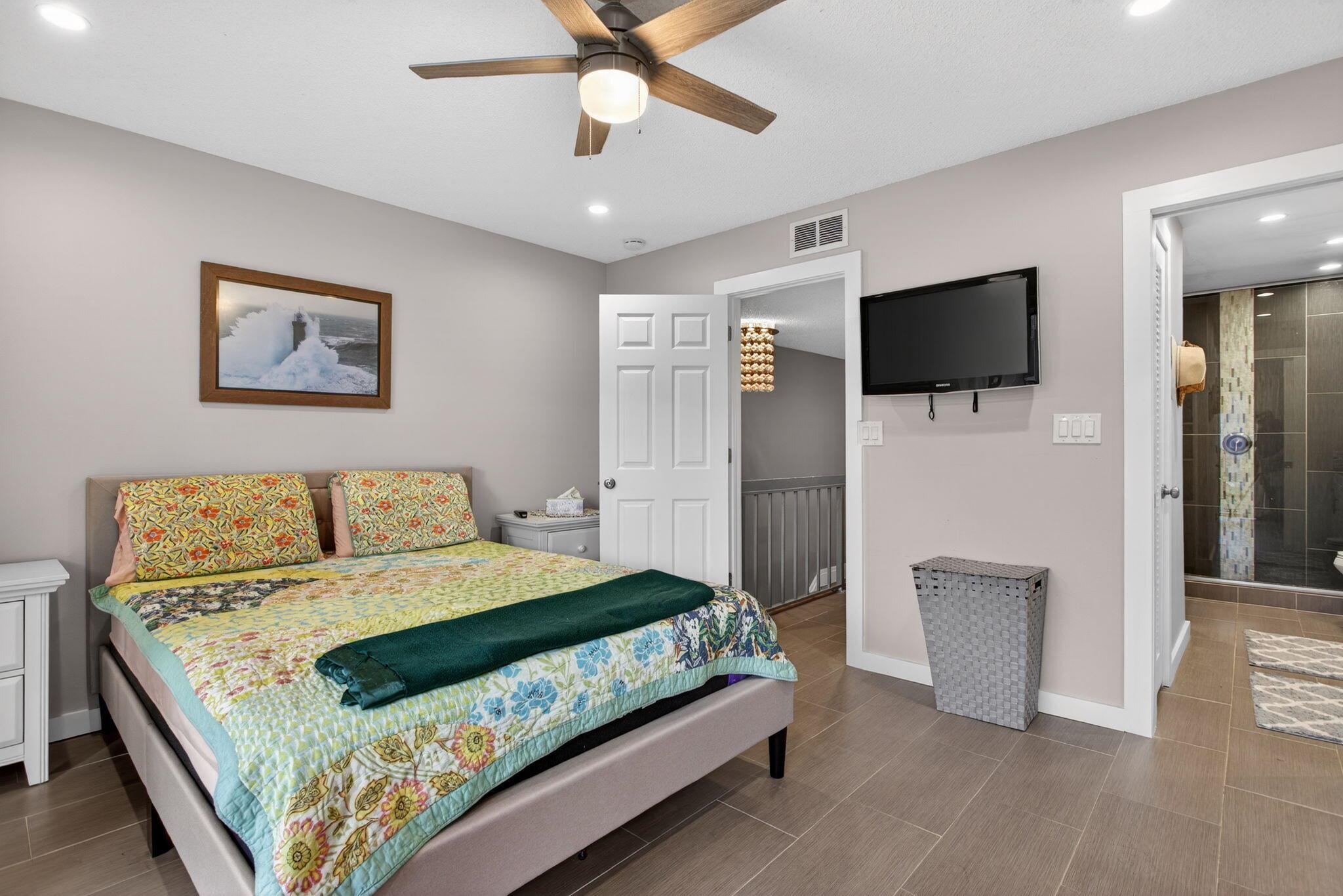 VIZCAYNA GARDENS - Residential