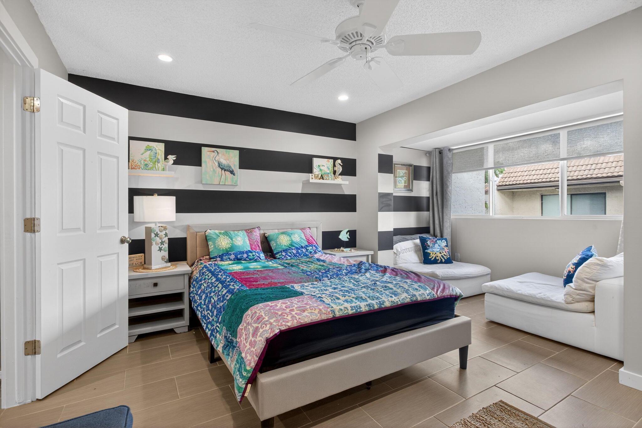 VIZCAYNA GARDENS - Residential