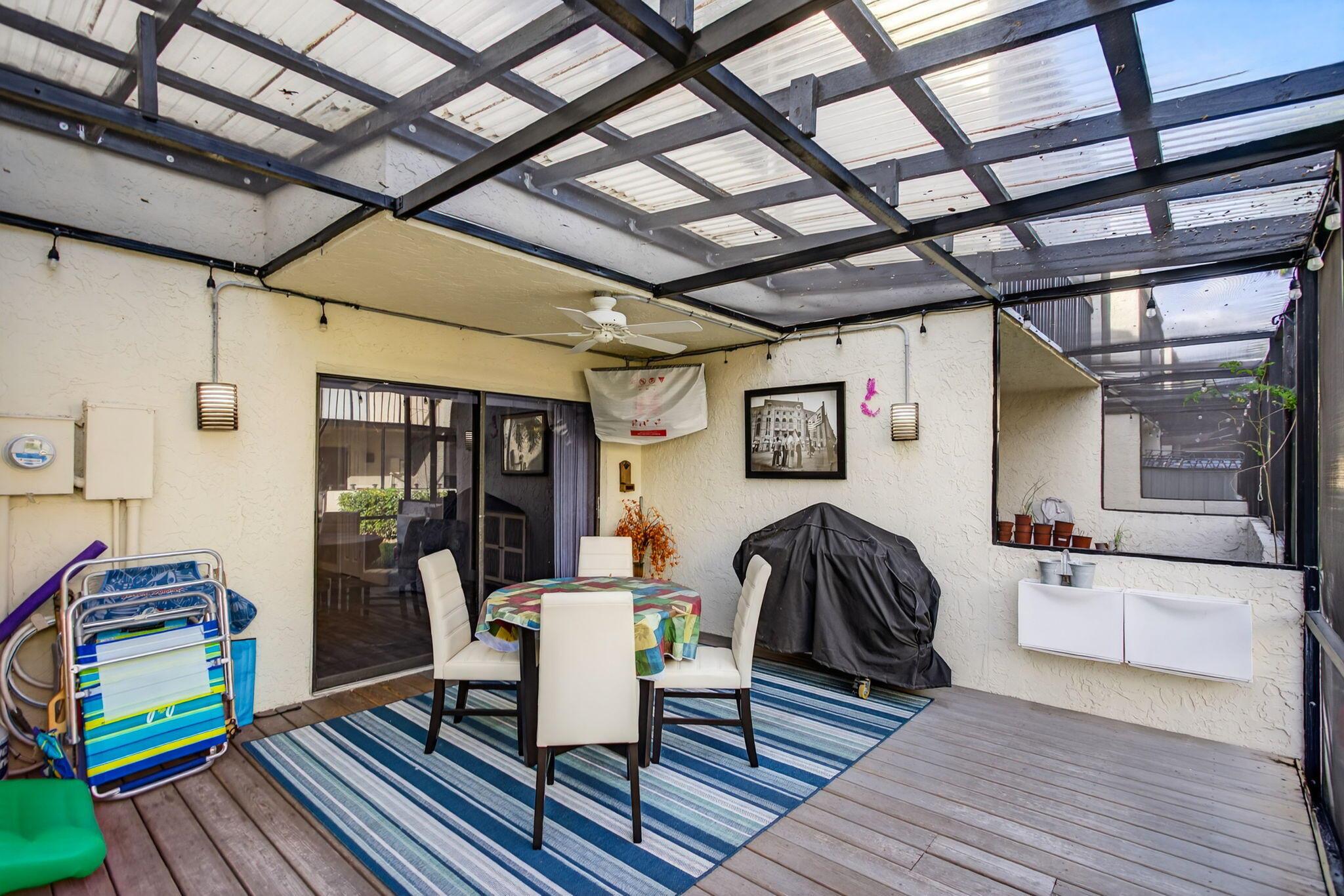 VIZCAYNA GARDENS - Residential