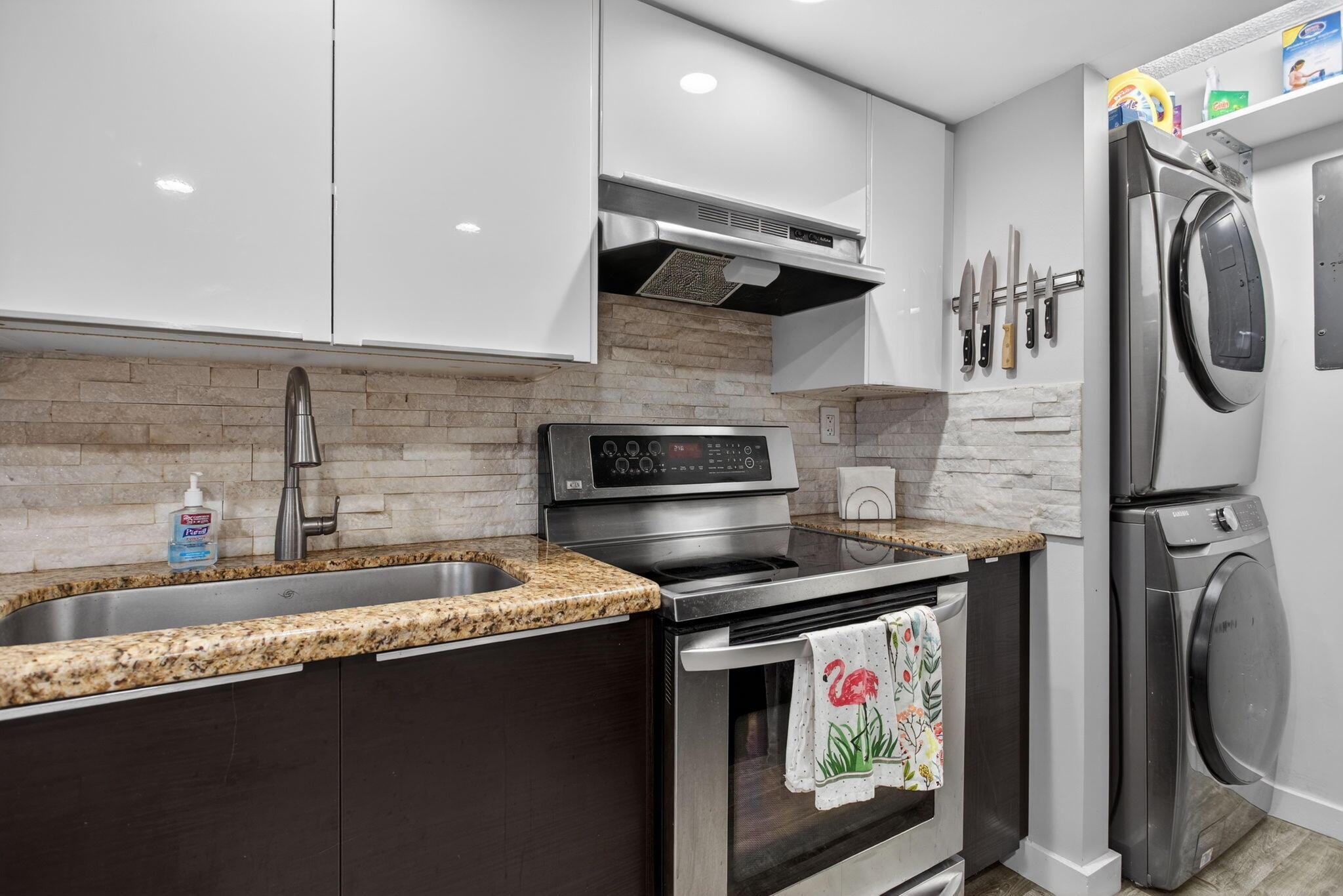 VIZCAYNA GARDENS - Residential