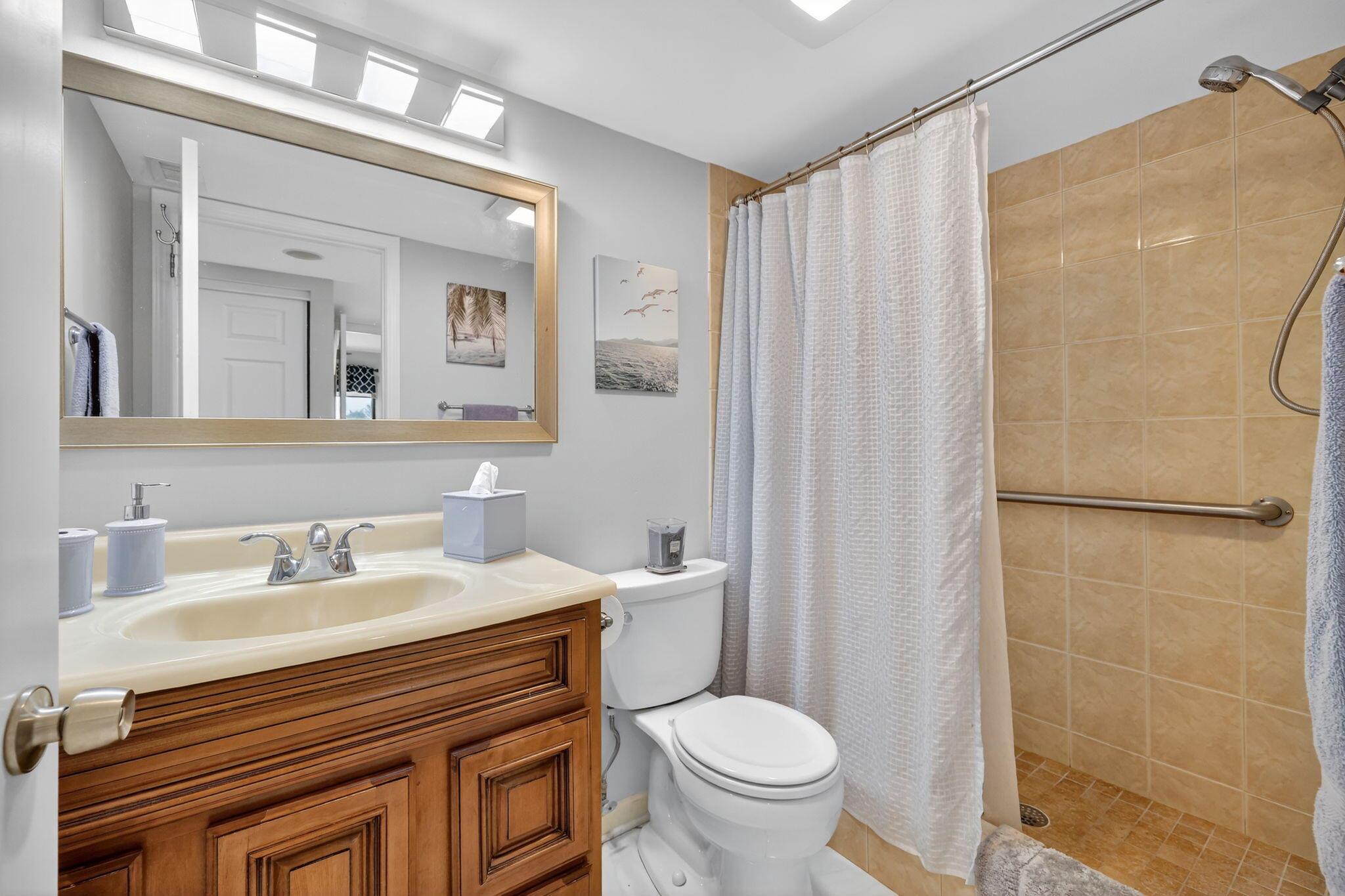 OCEAN VILLAGE - Residential