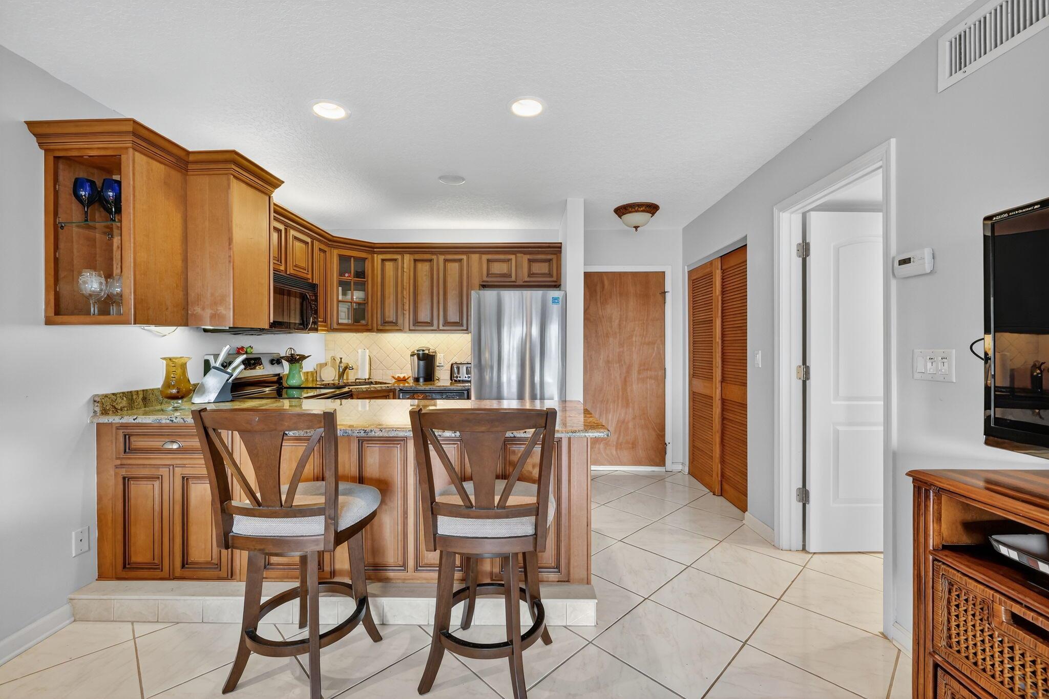 OCEAN VILLAGE - Residential