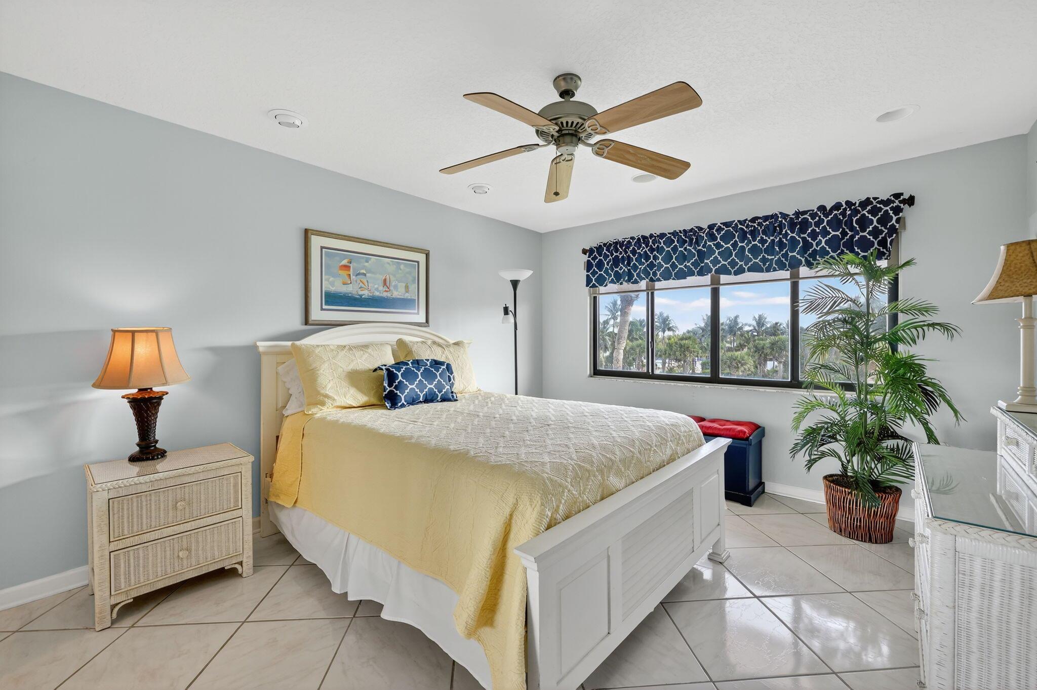 OCEAN VILLAGE - Residential