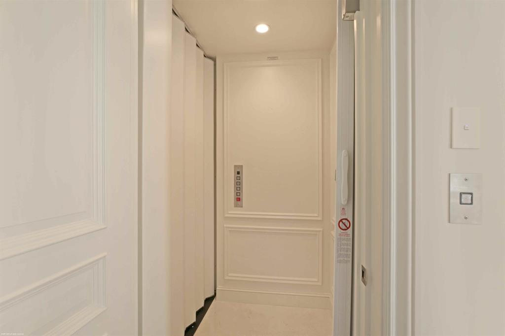 Old Palm - Residential