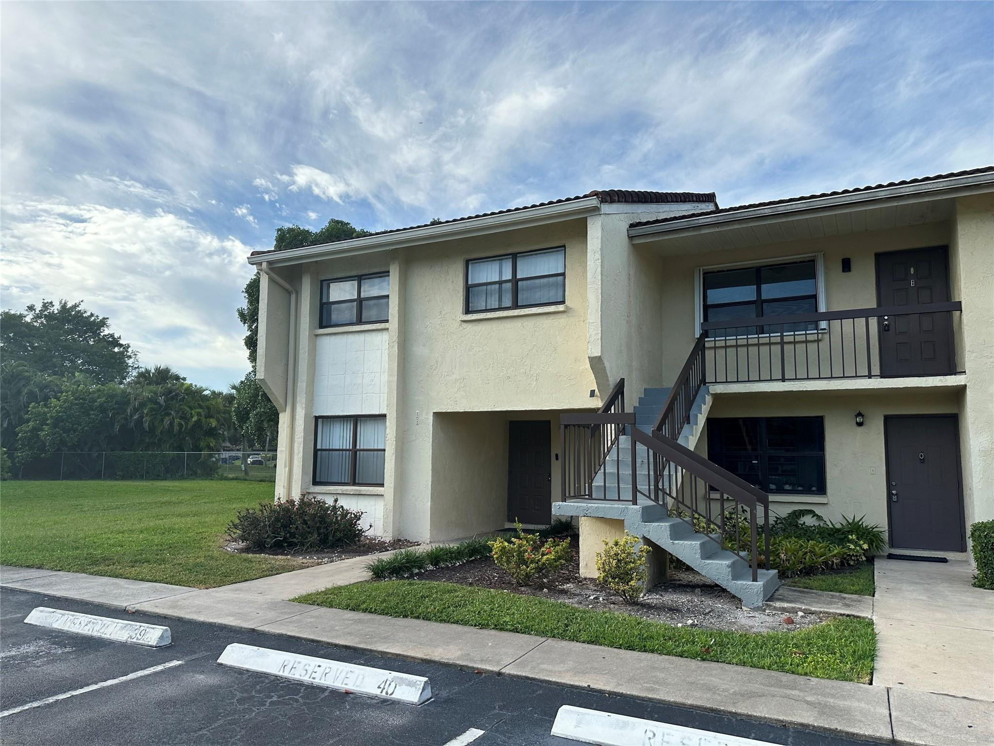VALLHALA VILLAGE - Residential
