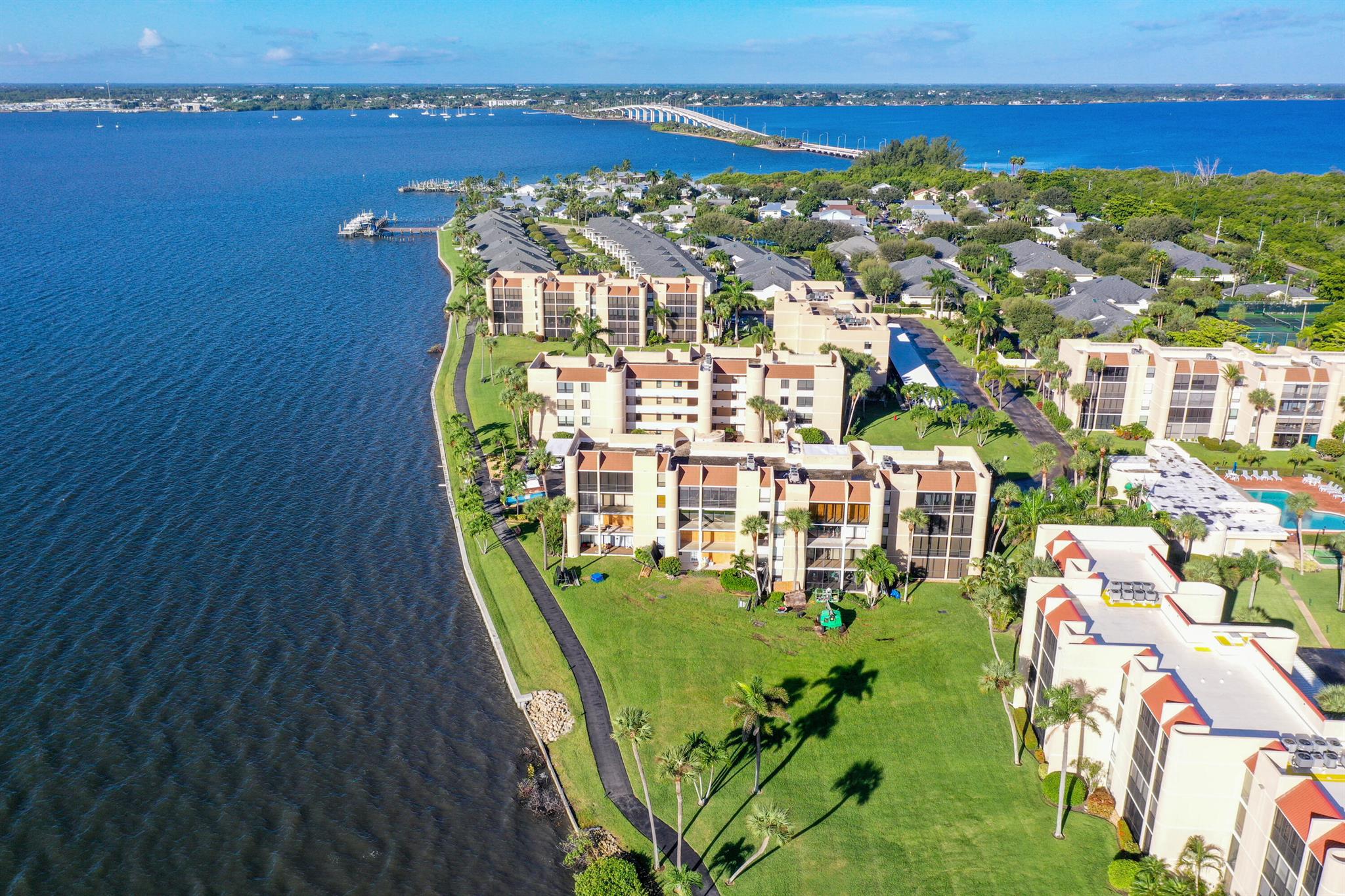 FAIRWINDS COVE CONDOMINIU - Residential