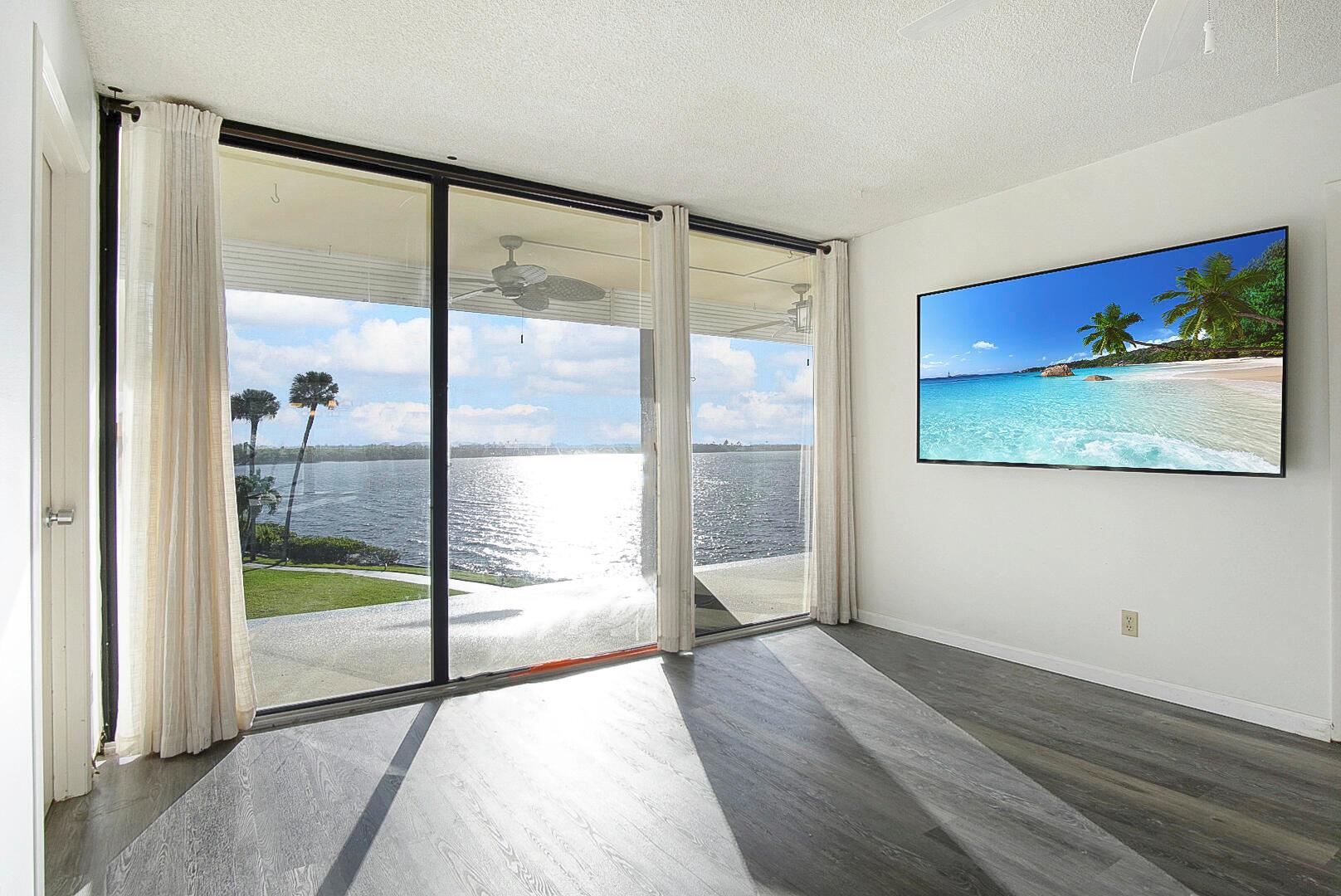 FAIRWINDS COVE CONDOMINIU - Residential