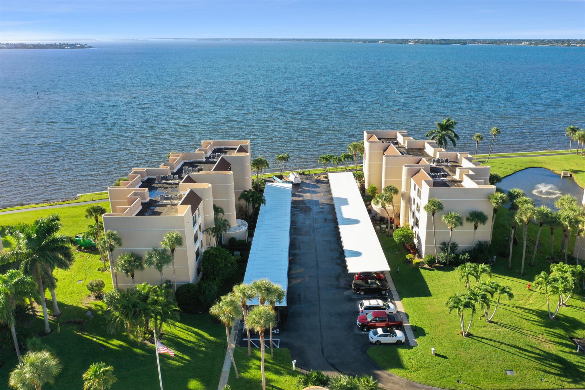 FAIRWINDS COVE CONDOMINIU - Residential