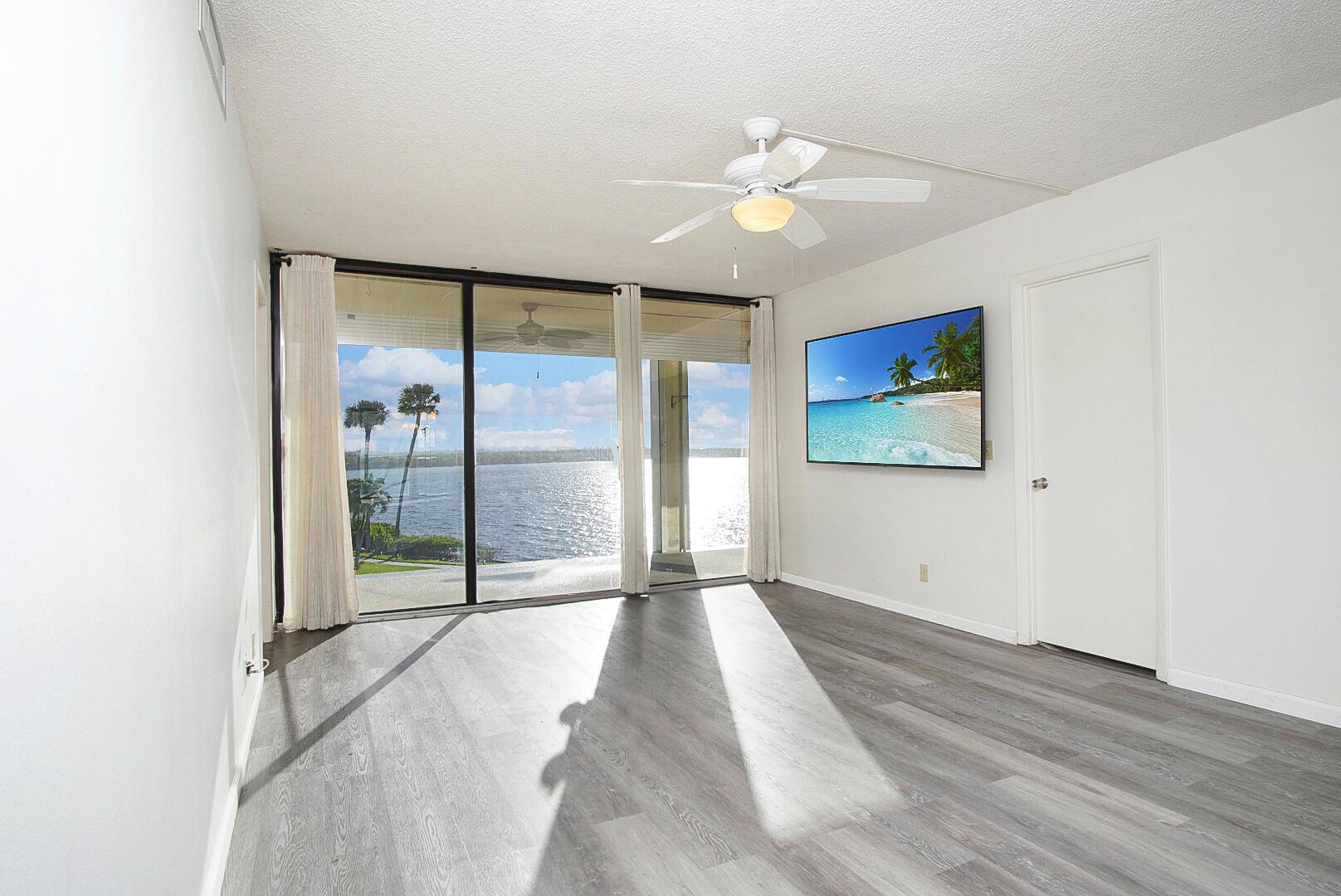 FAIRWINDS COVE CONDOMINIU - Residential