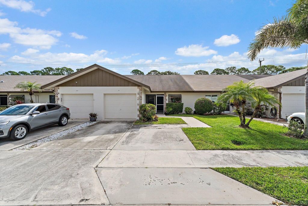 Photo of 171 Bent Arrow Drive, Jupiter, FL 33458 (MLS # B26017389)