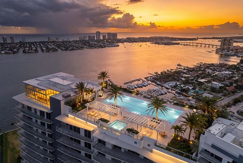 220 Lake Shore Drive 1011 Lake Park FL 33403