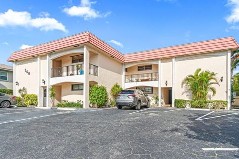 Condominium in Riviera Beach FL 360 Wilma Circle Cir.jpg