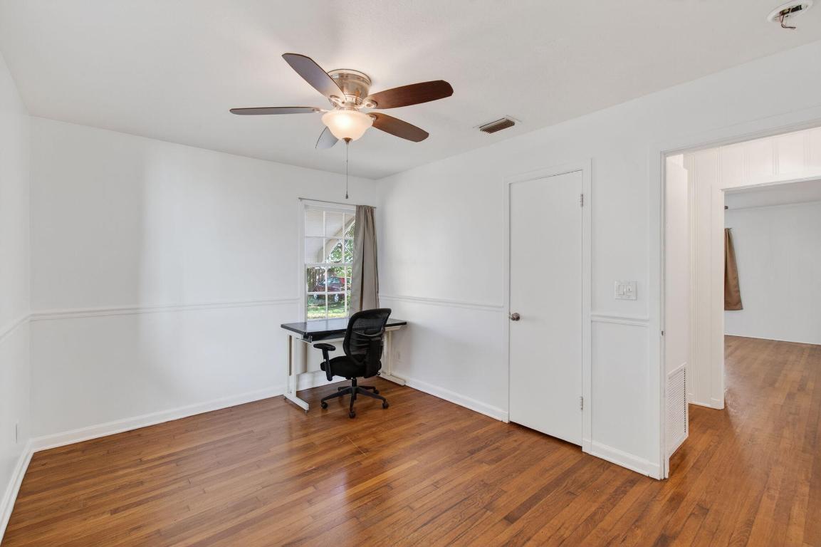 LAKE WORTH TOWN OF - Residential