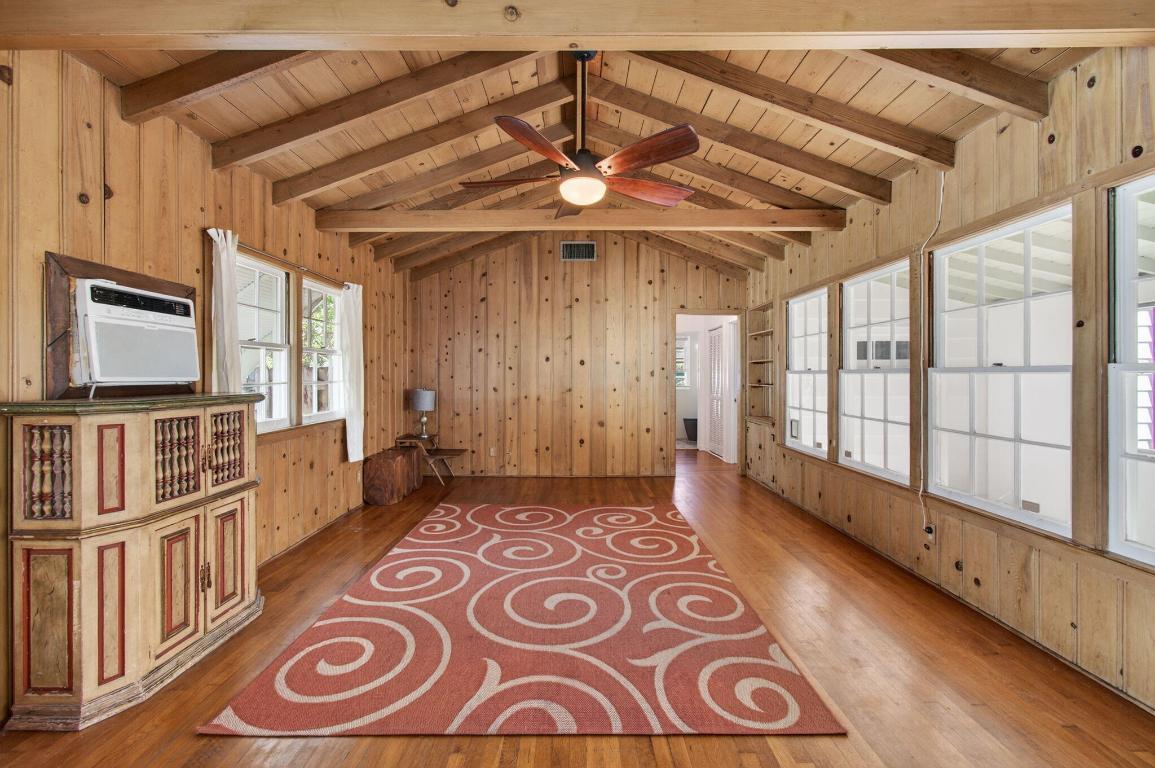 LAKE WORTH TOWN OF - Residential