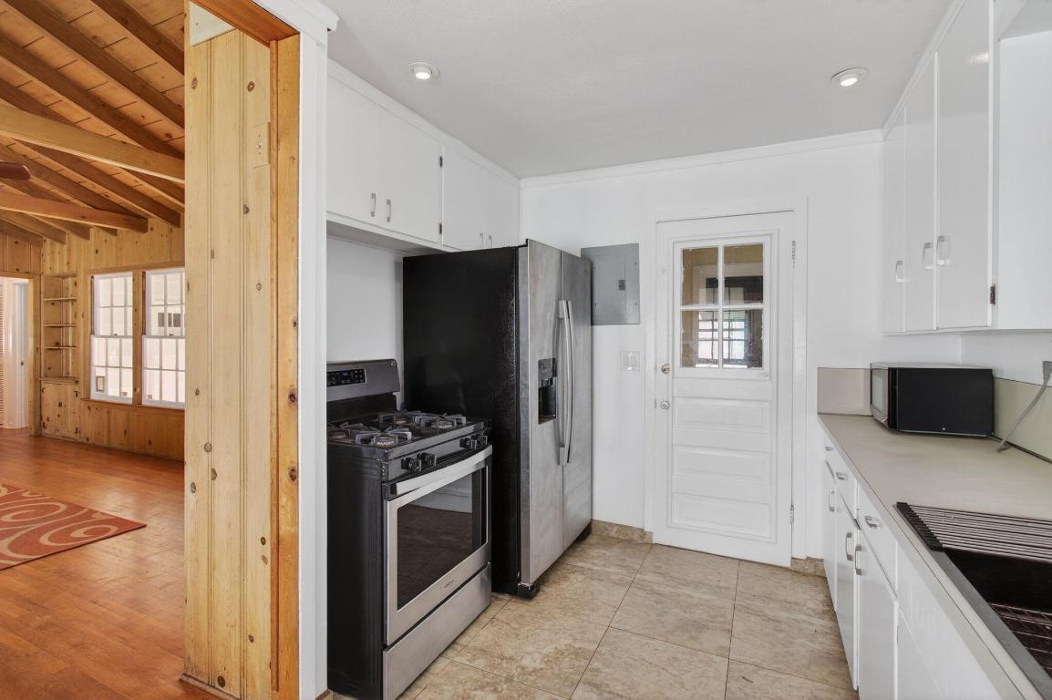 LAKE WORTH TOWN OF - Residential