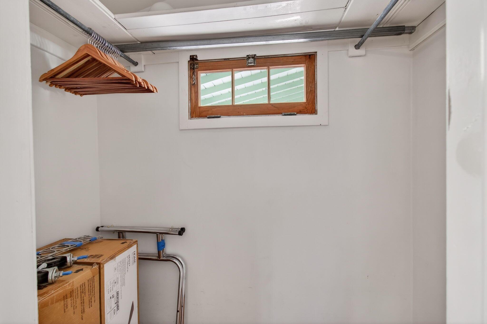 LAKE WORTH TOWN OF - Residential