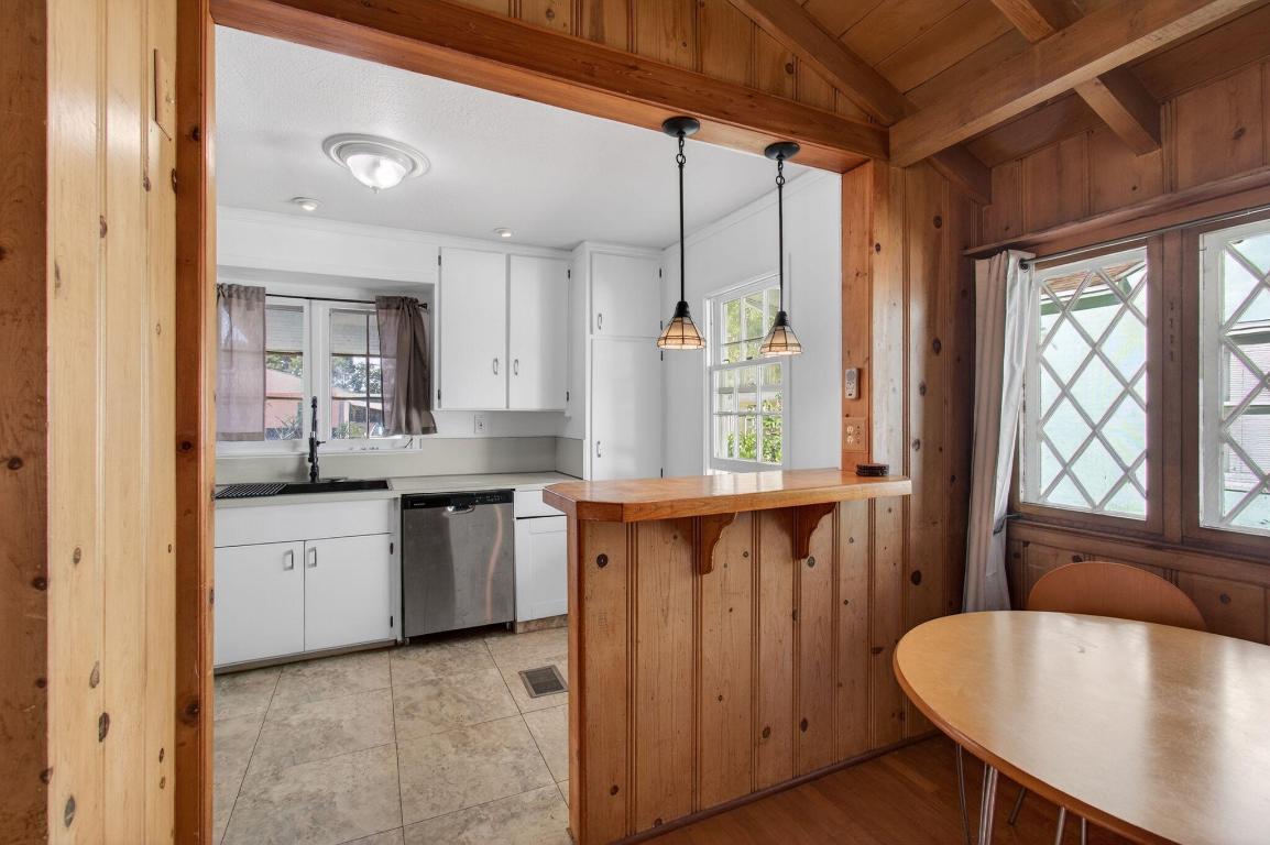 LAKE WORTH TOWN OF - Residential