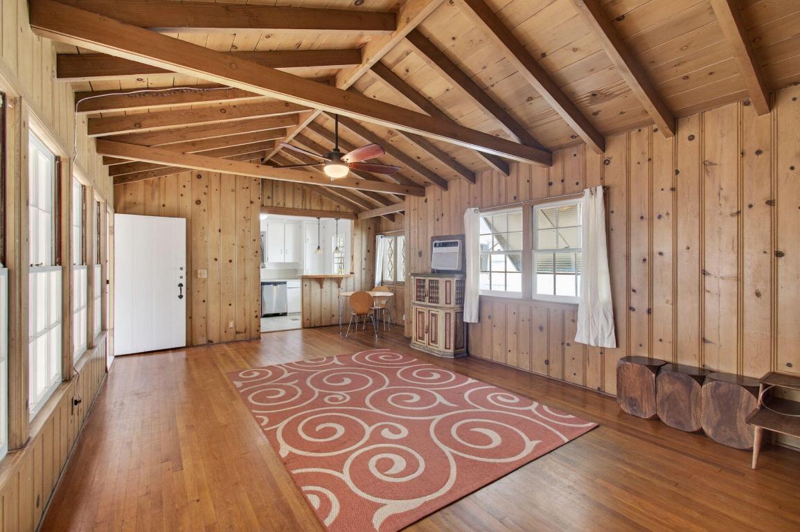 LAKE WORTH TOWN OF - Residential