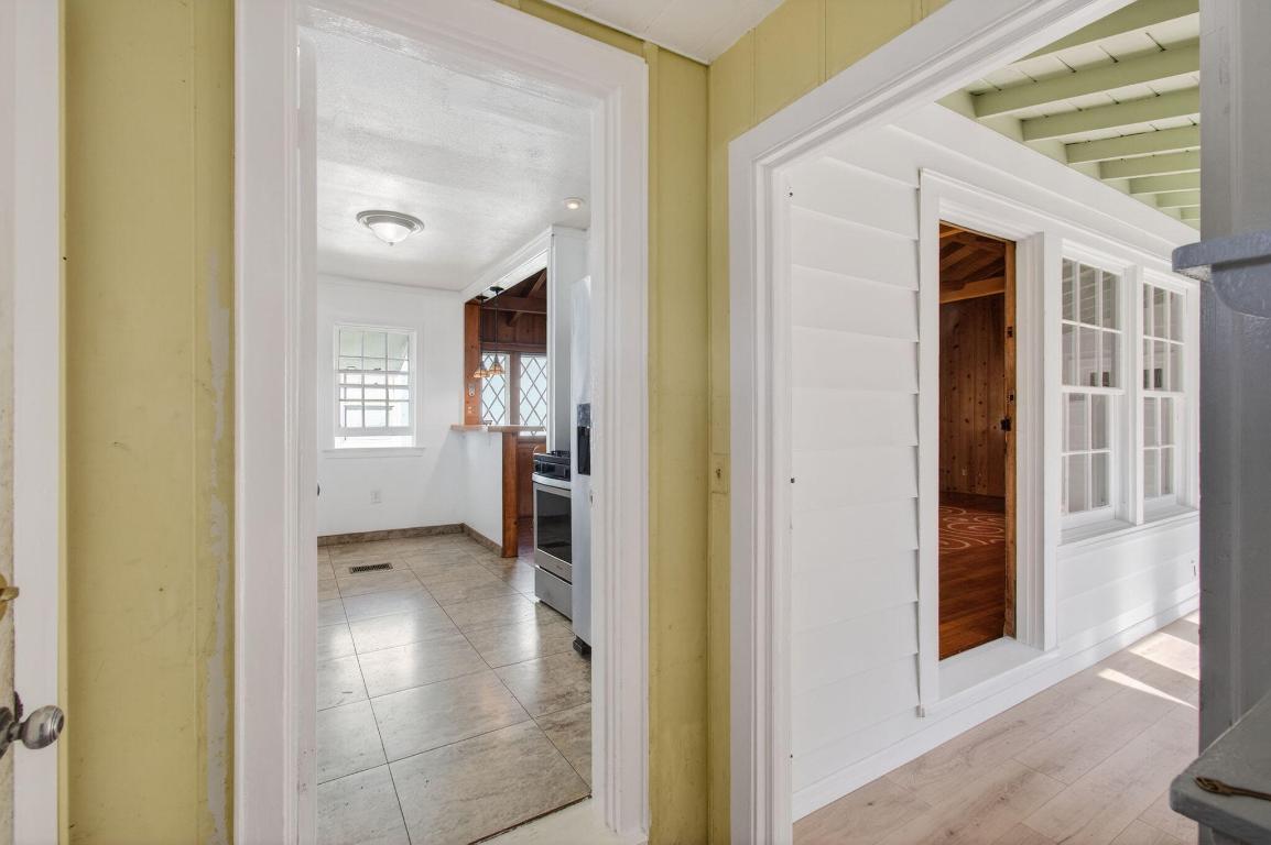 LAKE WORTH TOWN OF - Residential