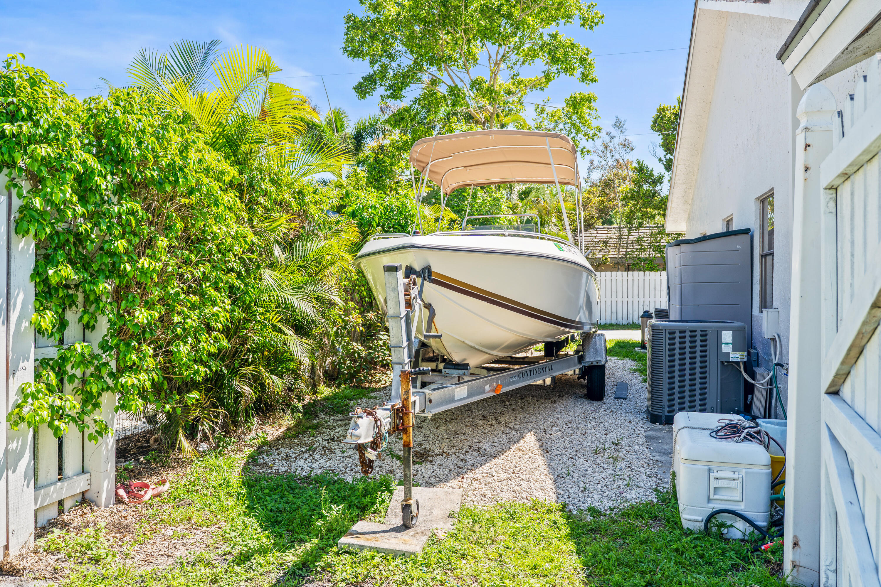 HIDDEN VALLEY SEC 4 - Residential