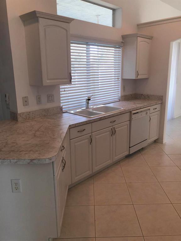 PORT ST LUCIE SECTION 35 - Residential Lease