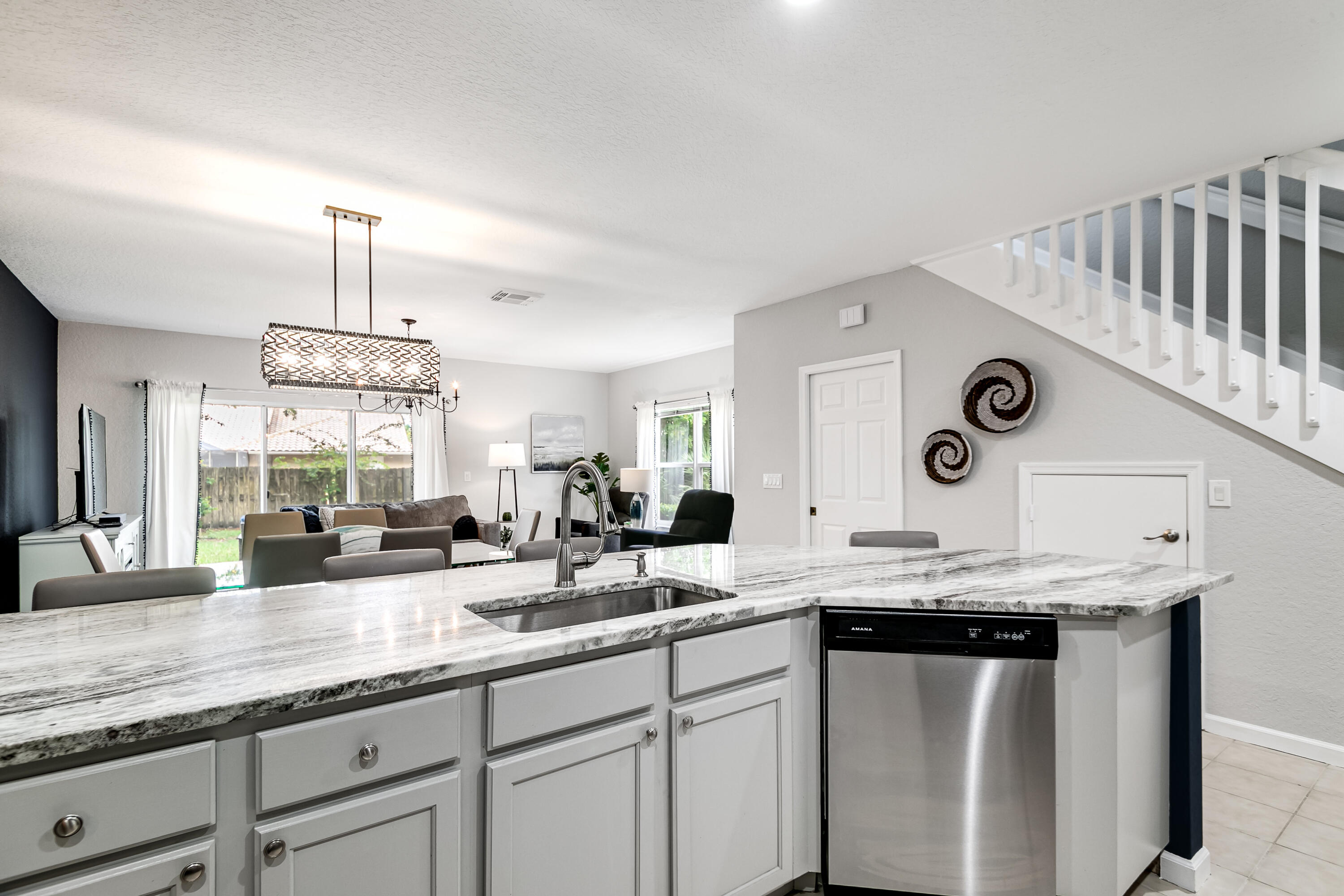 GEORGIAN COURTS - Residential Lease