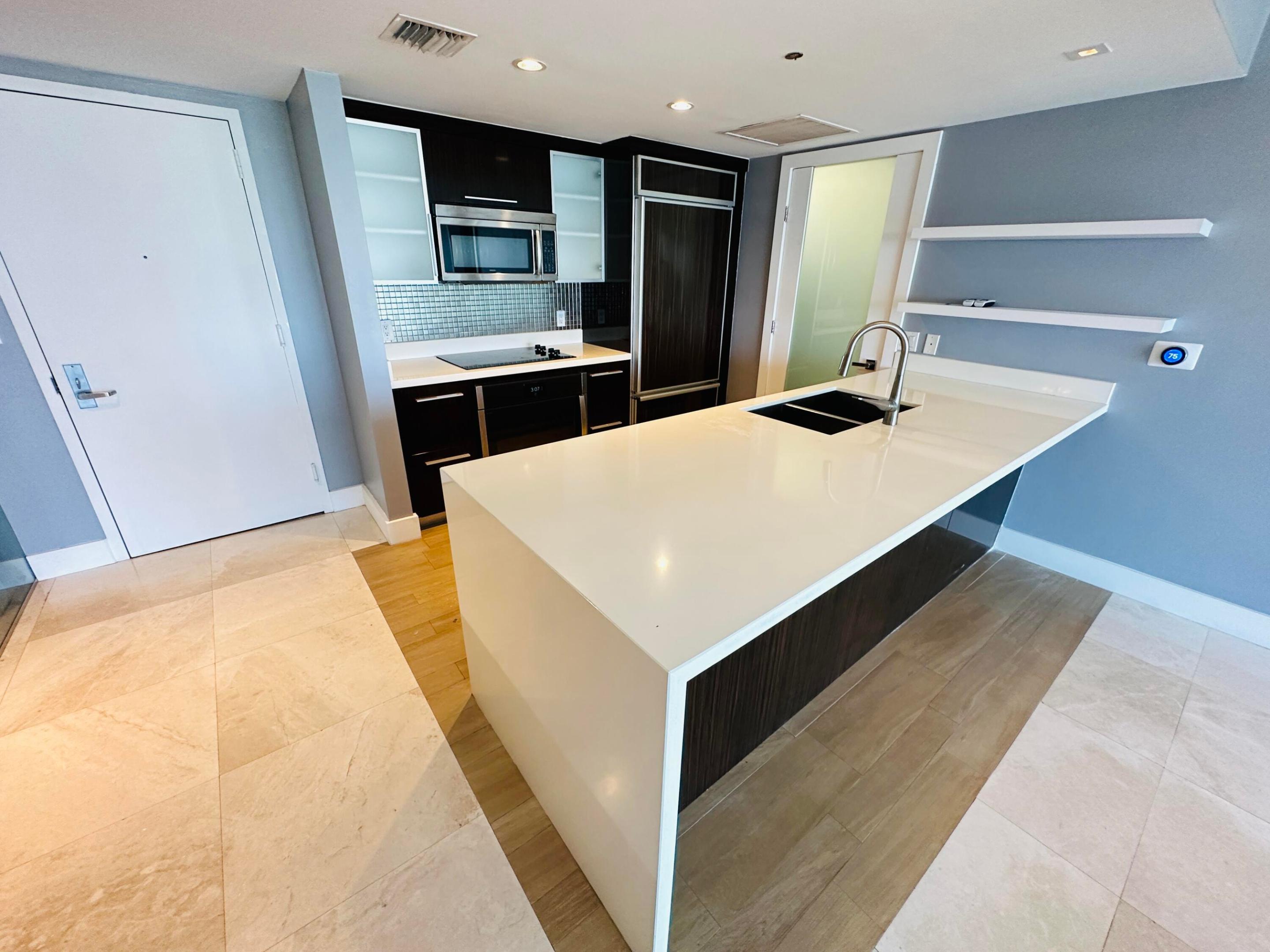 50 Biscayne Boulevard 2108