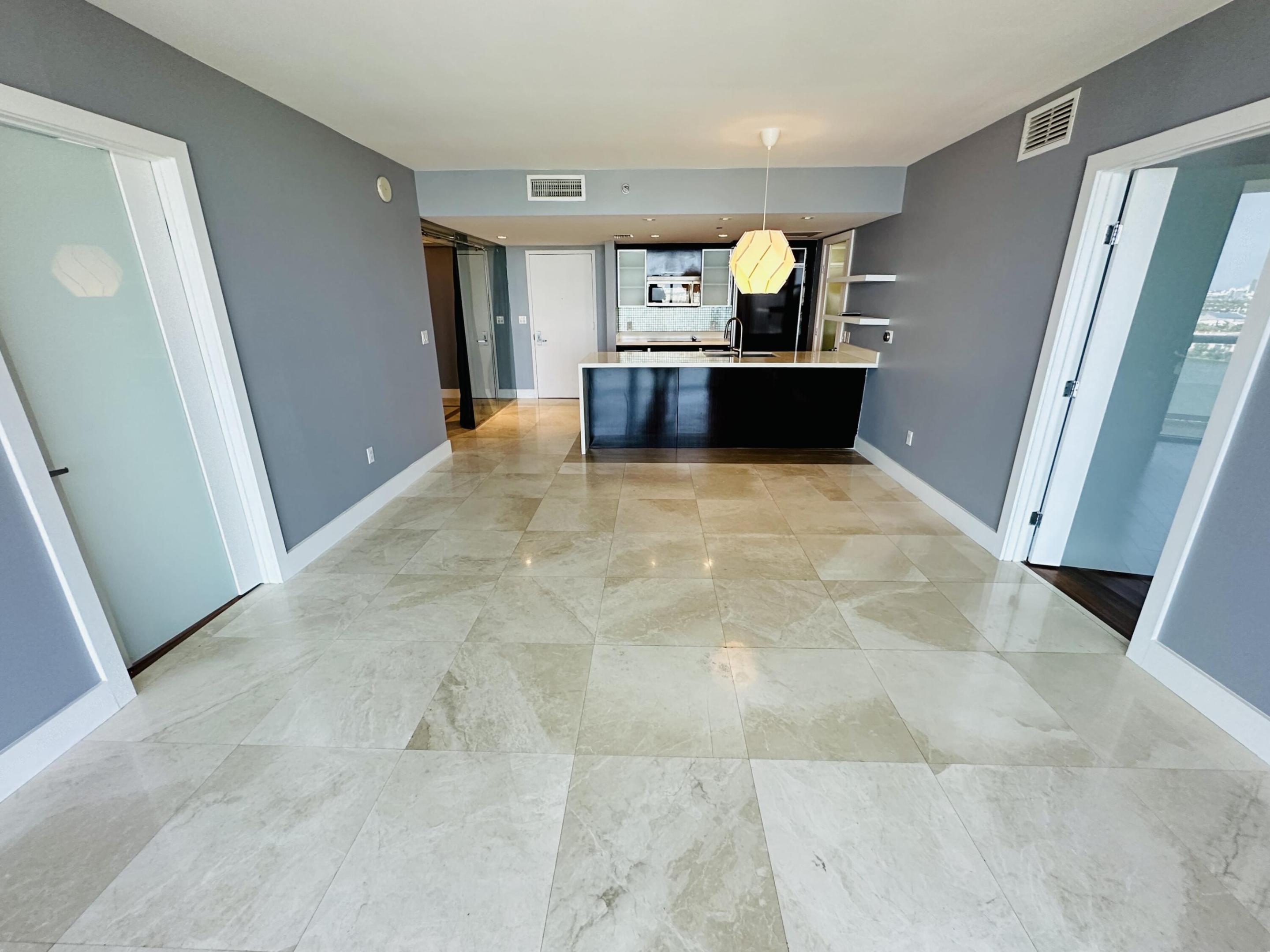 50 Biscayne Boulevard 2108