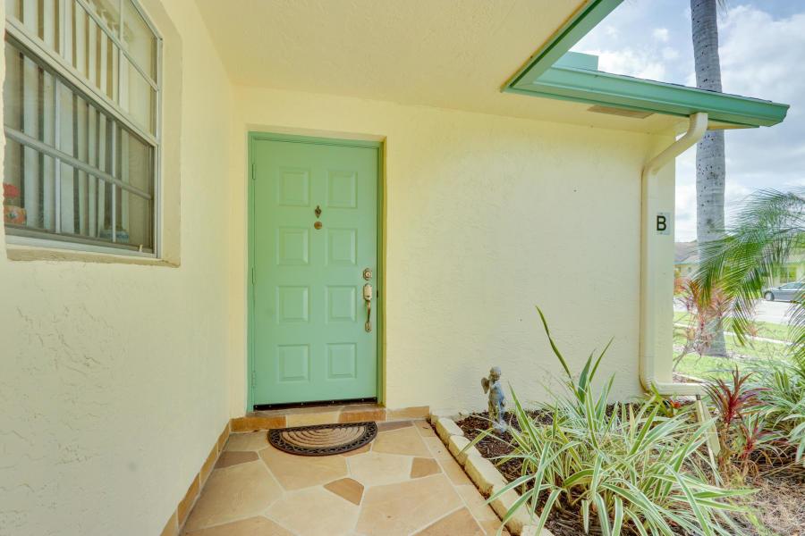 HIGH POINT OF DELRAY WEST CONDO SEC 1&2 - Residential