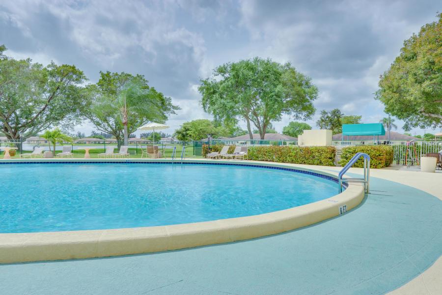 HIGH POINT OF DELRAY WEST CONDO SEC 1&2 - Residential