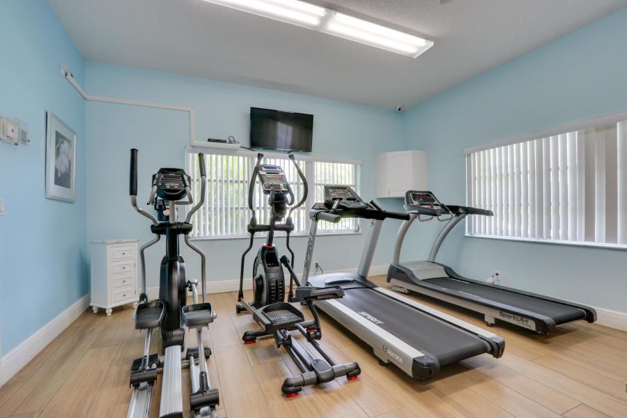 HIGH POINT OF DELRAY WEST CONDO SEC 1&2 - Residential