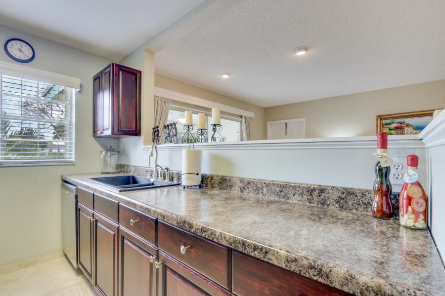 HIGH POINT OF DELRAY WEST CONDO SEC 1&2 - Residential