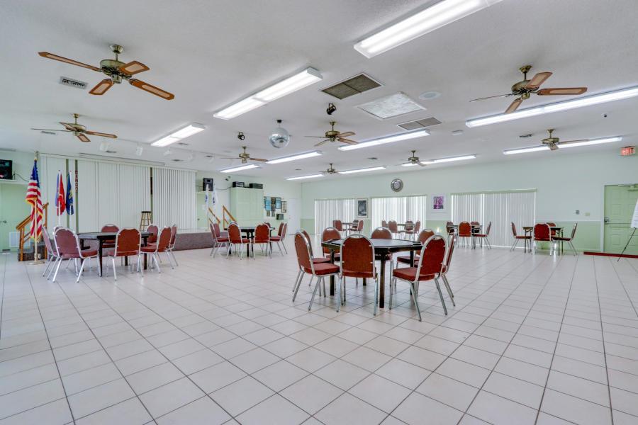 HIGH POINT OF DELRAY WEST CONDO SEC 1&2 - Residential