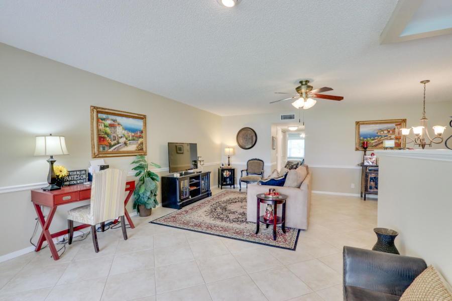 HIGH POINT OF DELRAY WEST CONDO SEC 1&2 - Residential