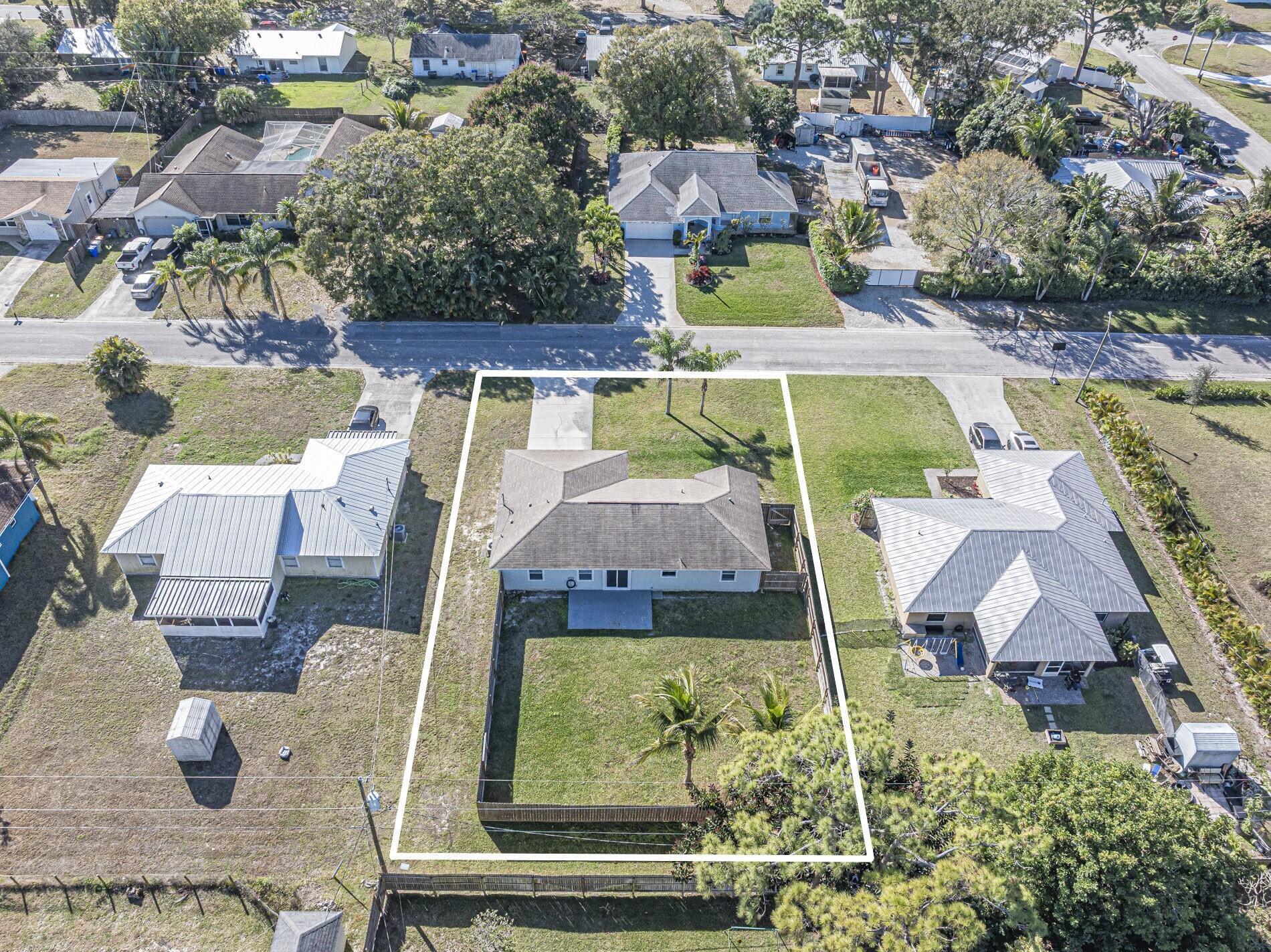 VERO BEACH HIGHLANDS UNIT 3 - Residential Lease