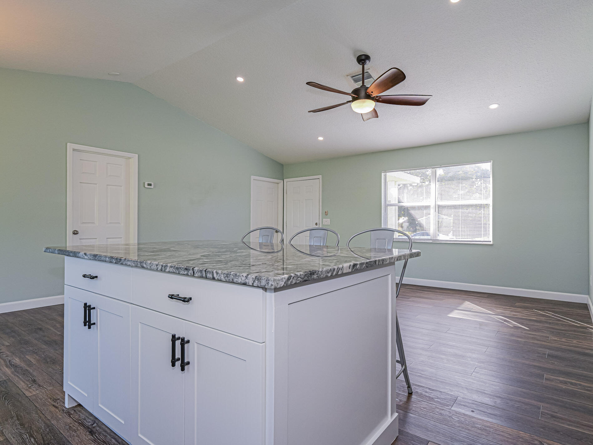 VERO BEACH HIGHLANDS UNIT 3 - Residential Lease