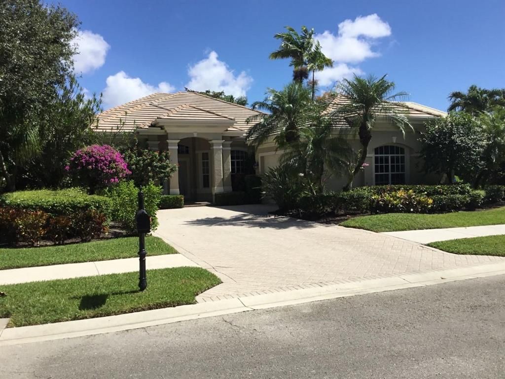 Photo of 123 Chasewood Circle, Palm Beach Gardens, FL 33418 (MLS # R10711884)