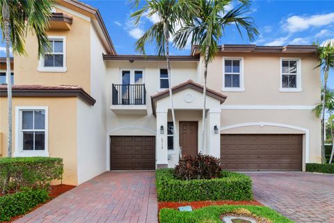 6918 Long Pine Cir Coconut Creek FL 33073