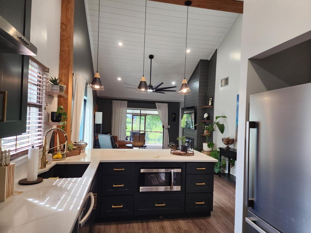 Photo of 496 SE CARDINAL Trail, Stuart, FL 34997 (MLS # B26093955)