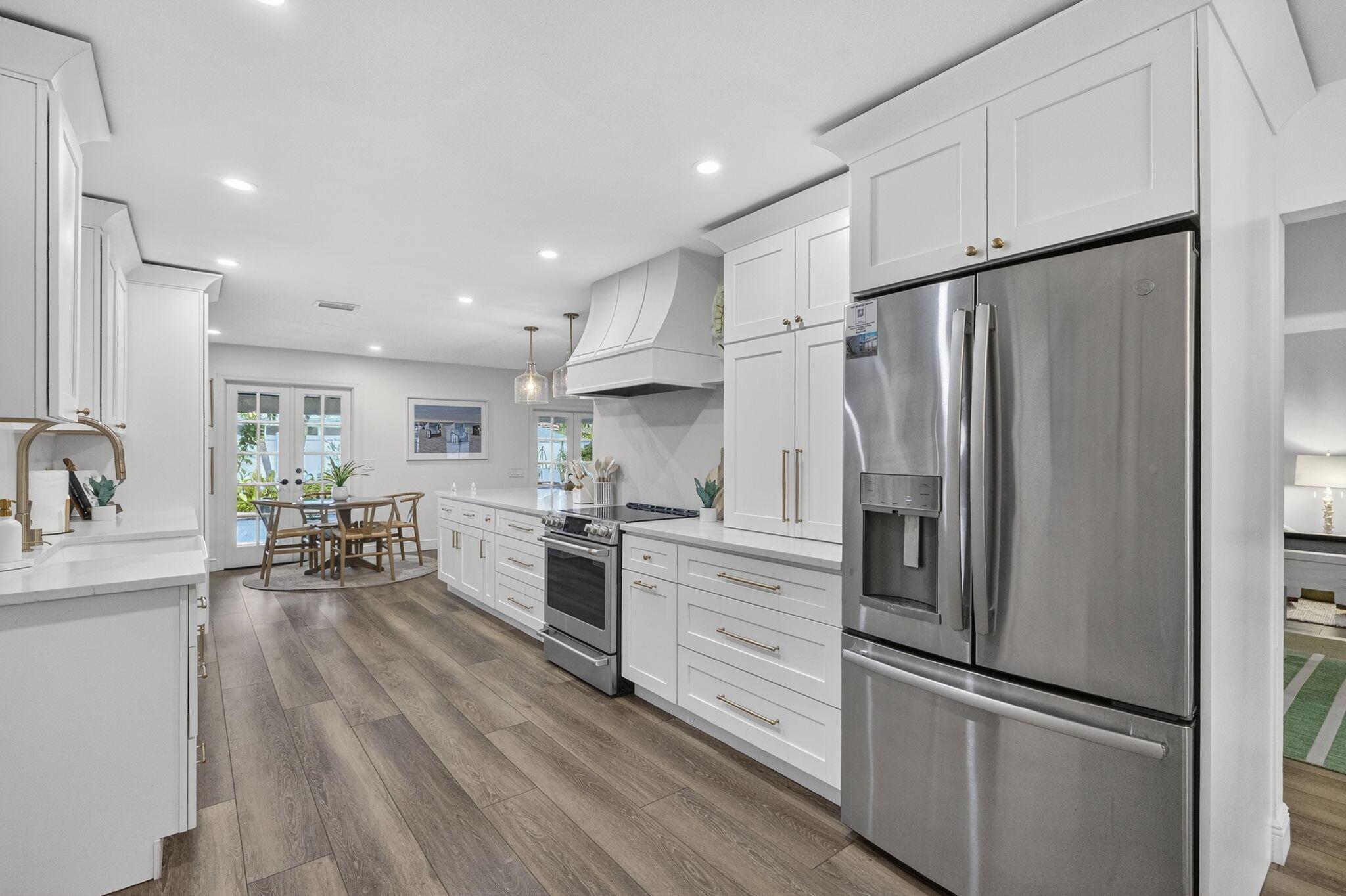 FOREST HILLS - Residential